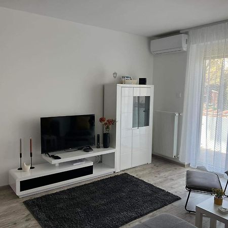 Ada Apartman Sopron Luaran gambar