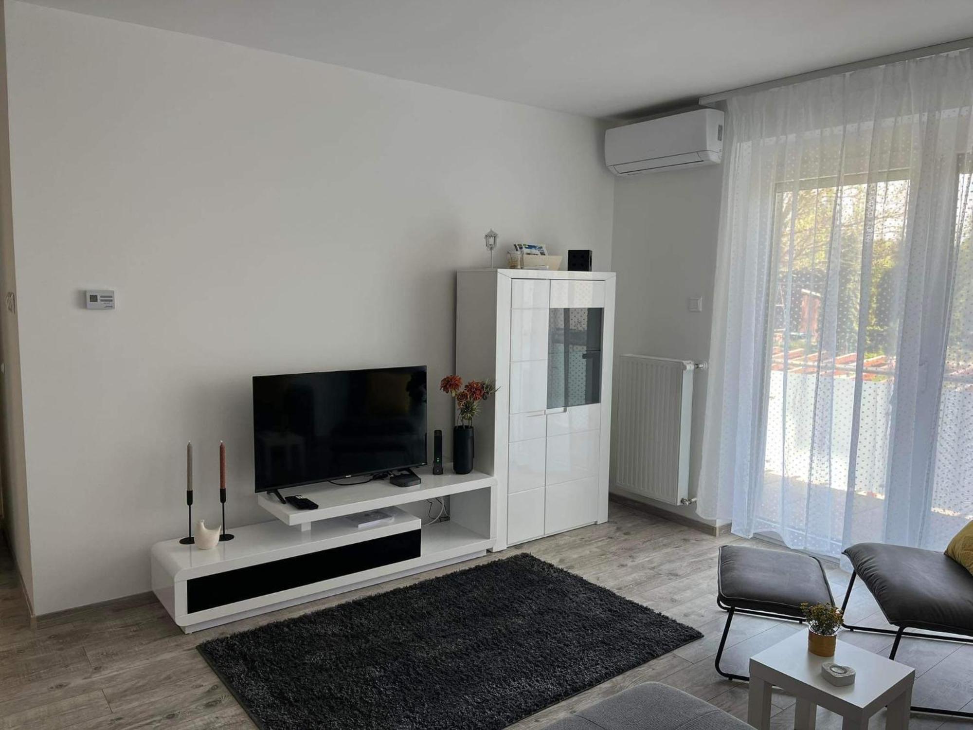 Ada Apartman Sopron Luaran gambar